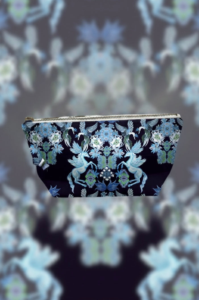 Mythology Horse Pouch –2026 Edition ミソロジーホースポーチ 2026エディション