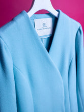 画像をギャラリービューアに読み込む, Paphilopedilum Coat