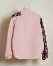 画像をギャラリービューアに読み込む, Pleated Sash Blouse