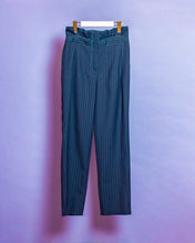 画像をギャラリービューアに読み込む, Out tuck tapered Trouser