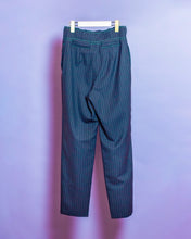 画像をギャラリービューアに読み込む, Out tuck tapered Trouser