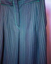 画像をギャラリービューアに読み込む, Out tuck tapered Trouser