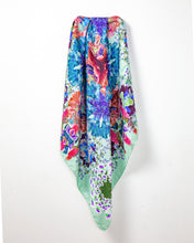 画像をギャラリービューアに読み込む, Tropical Floral Utopia-Green Scarf