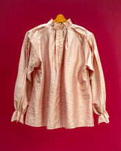 画像をギャラリービューアに読み込む, Surpentime line tuck Blouse