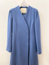 画像をギャラリービューアに読み込む, Paphilopedilum Coat -Blue