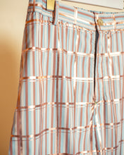 画像をギャラリービューアに読み込む, Sunlight plaid unisex shorts
