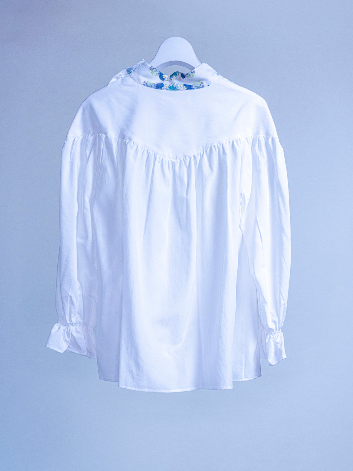 Runic Dropped Gather Sleeve Blouse