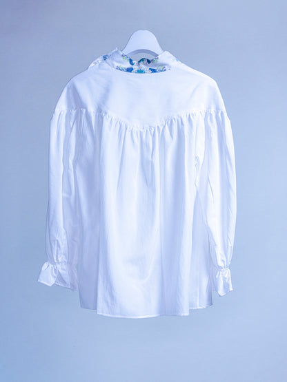 Runic Dropped Gather Sleeve Blouse