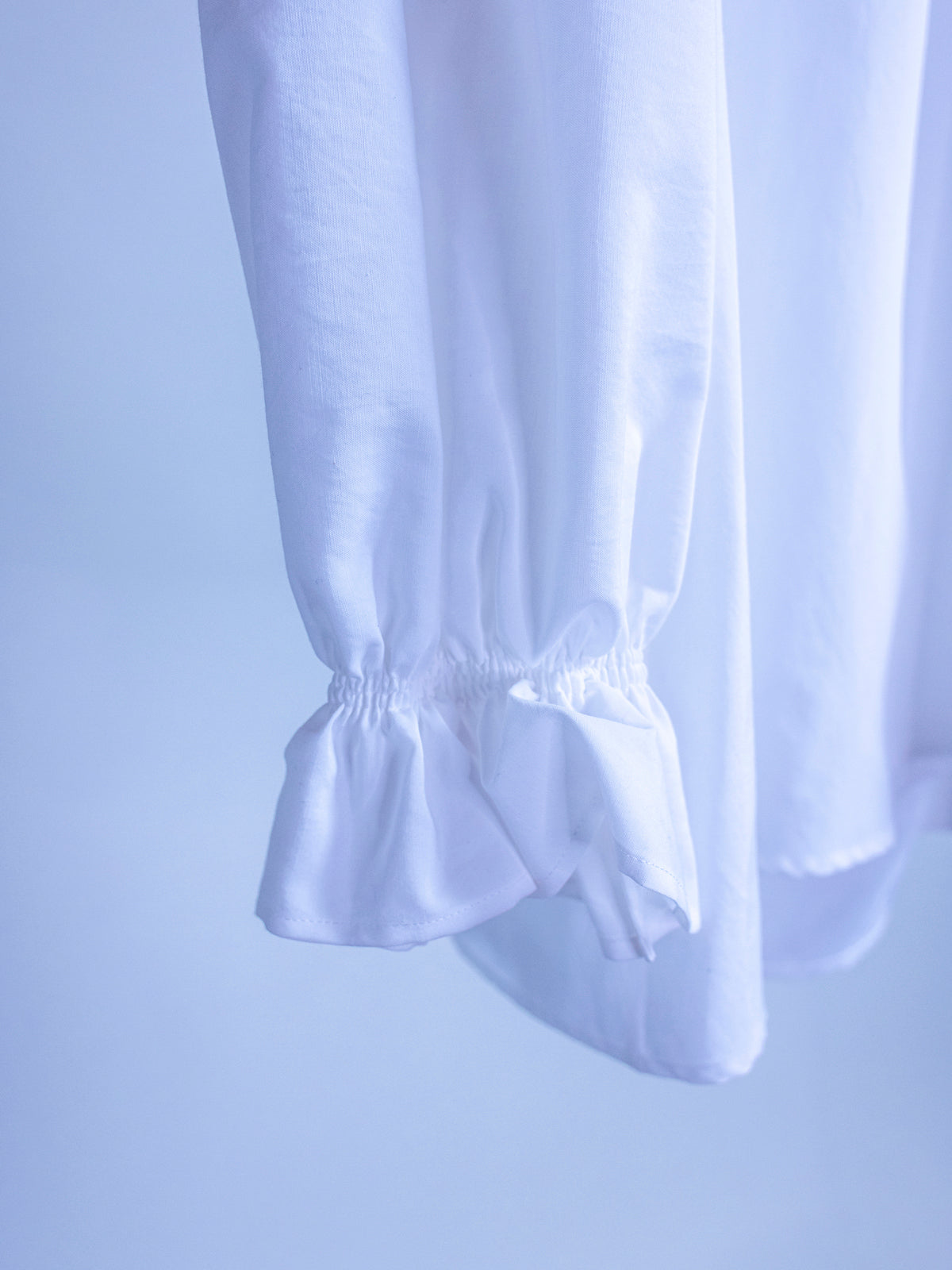 Runic Dropped Gather Sleeve Blouse