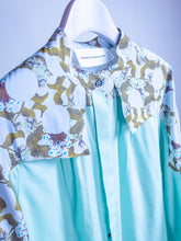 画像をギャラリービューアに読み込む, Floral Geometric York Blouse
