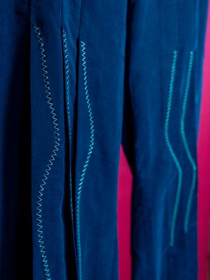 Sigmoid tuck Trouser