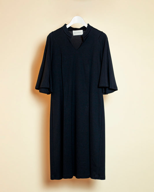 Raglan Out Tuck Dress