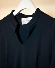 画像をギャラリービューアに読み込む, Raglan Out Tuck Top
