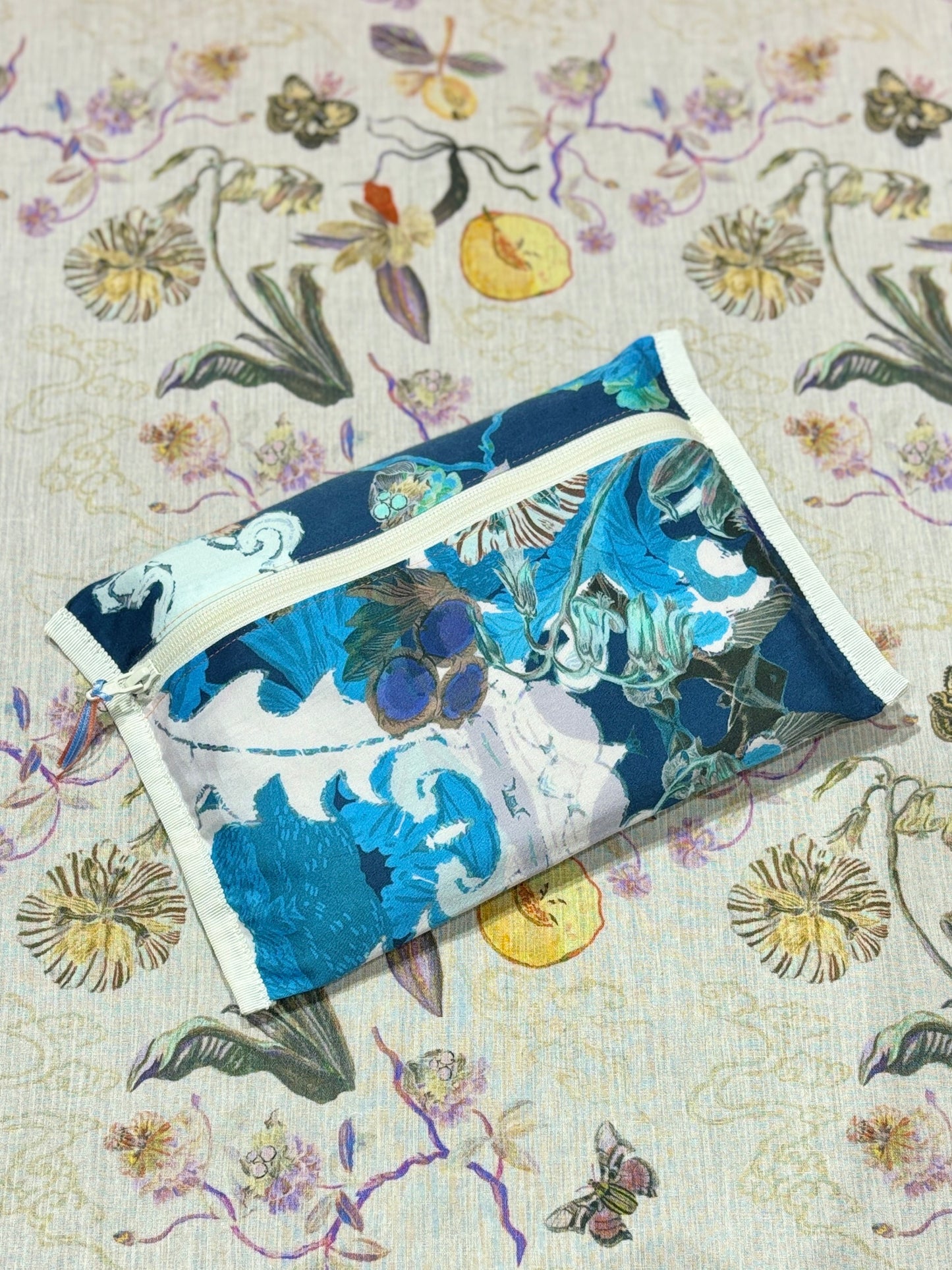 Sea of Cloud Poach シーオブクラウド・ポーチ