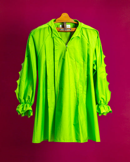Sinuous Tuck Blouse