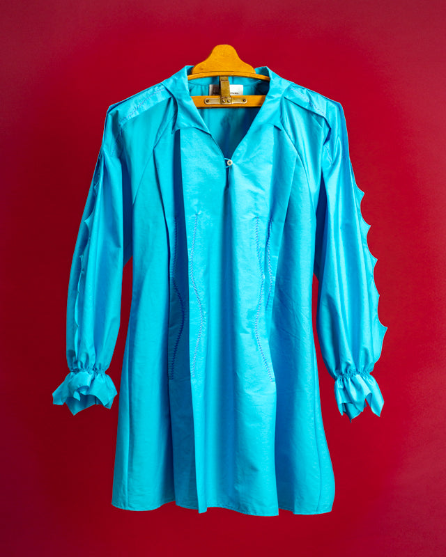 Sinuous Tuck Blouse