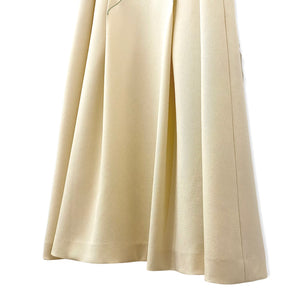 Sigmoid tuck Skirt