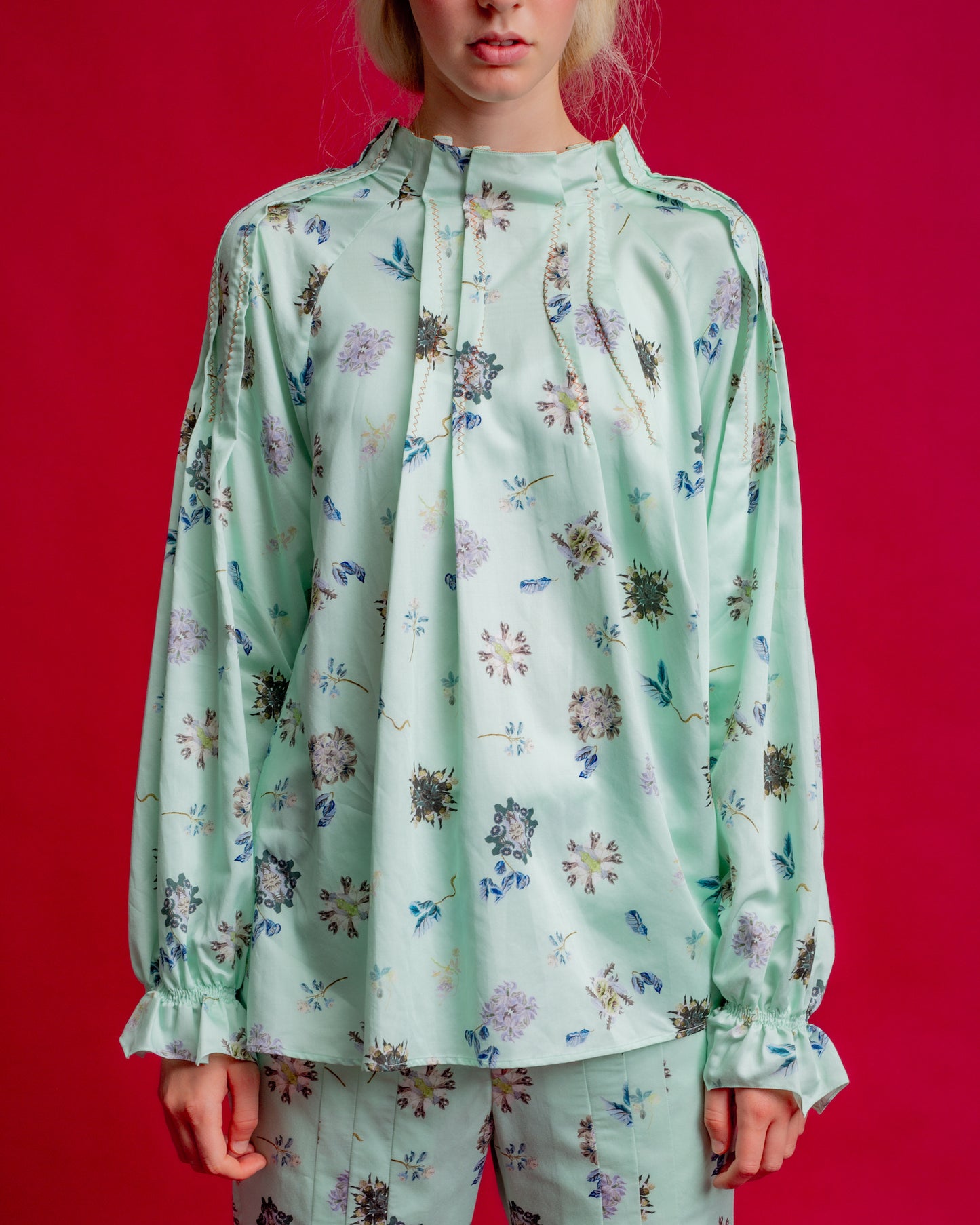Hosouge Floral Printed Blouse-Green