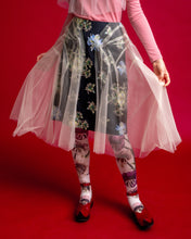 画像をギャラリービューアに読み込む, Floating flower Crest print Skirt
