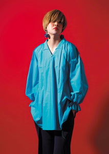 Sinuous Tuck Blouse