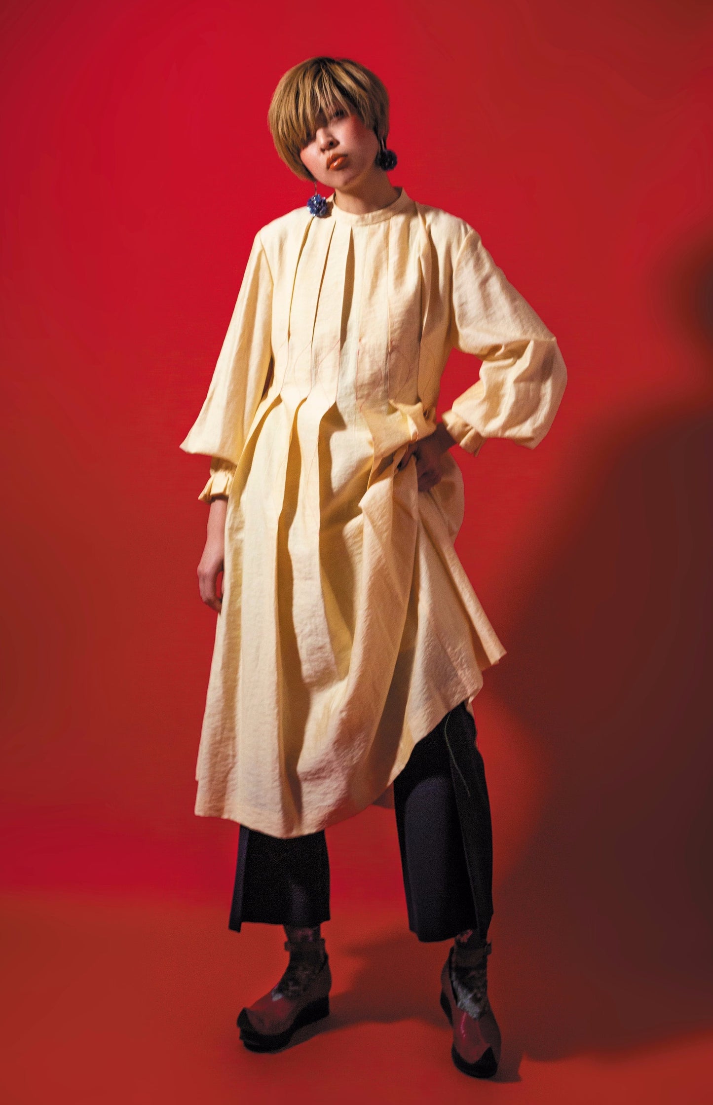 Sinuous tuck Dress