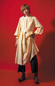 Sinuous tuck Dress